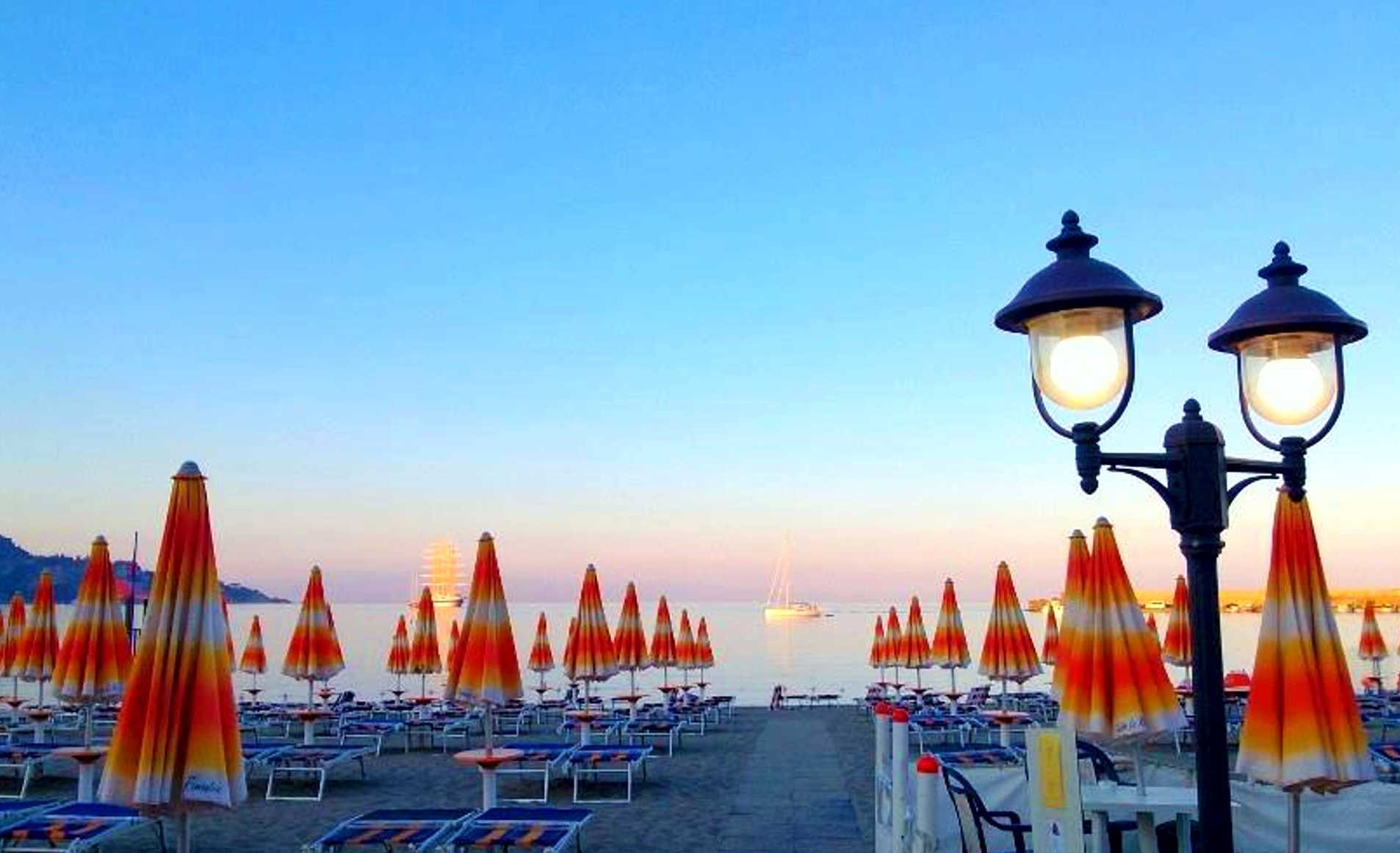 La Romantica Beach Club - Giardini Naxos
